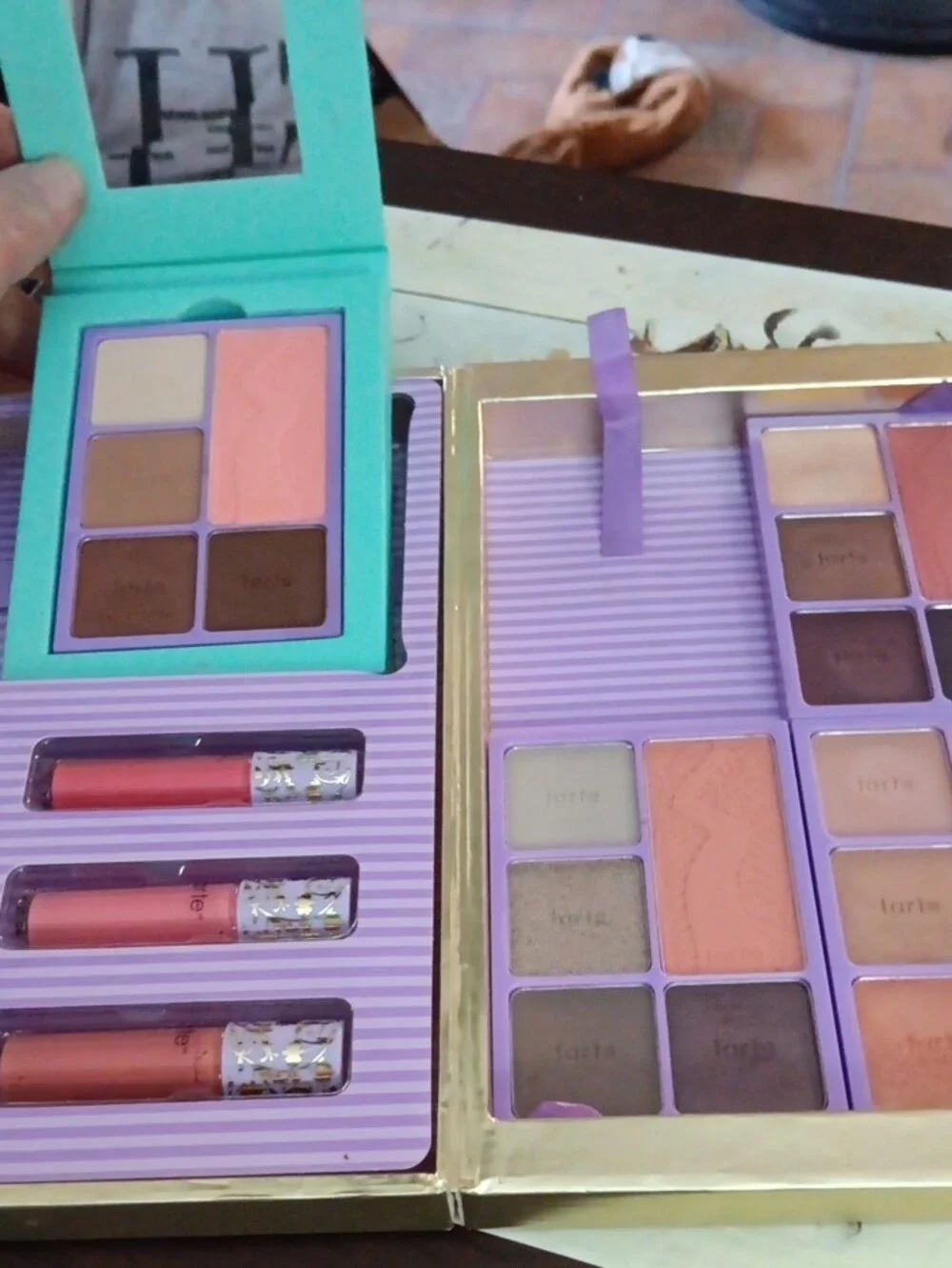 Tarte Eyeshadow Case With Nuetral Eyeshadows, Blush, And Lip Glosses